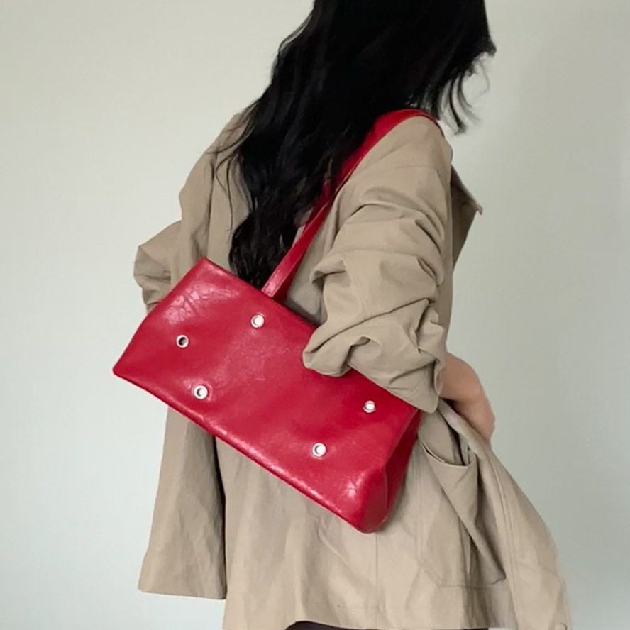 Rivet Shoulder Bag for Women H - Luxury Bags Office recension och pris