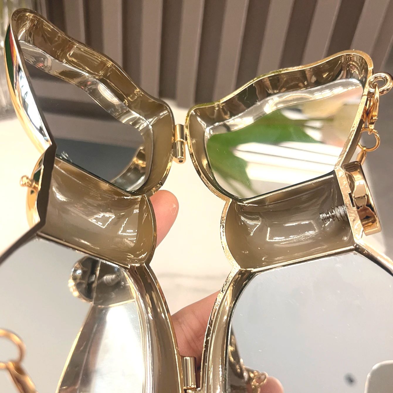Golden Evening bag  Purses and - Luxury Bags Designer recension och pris