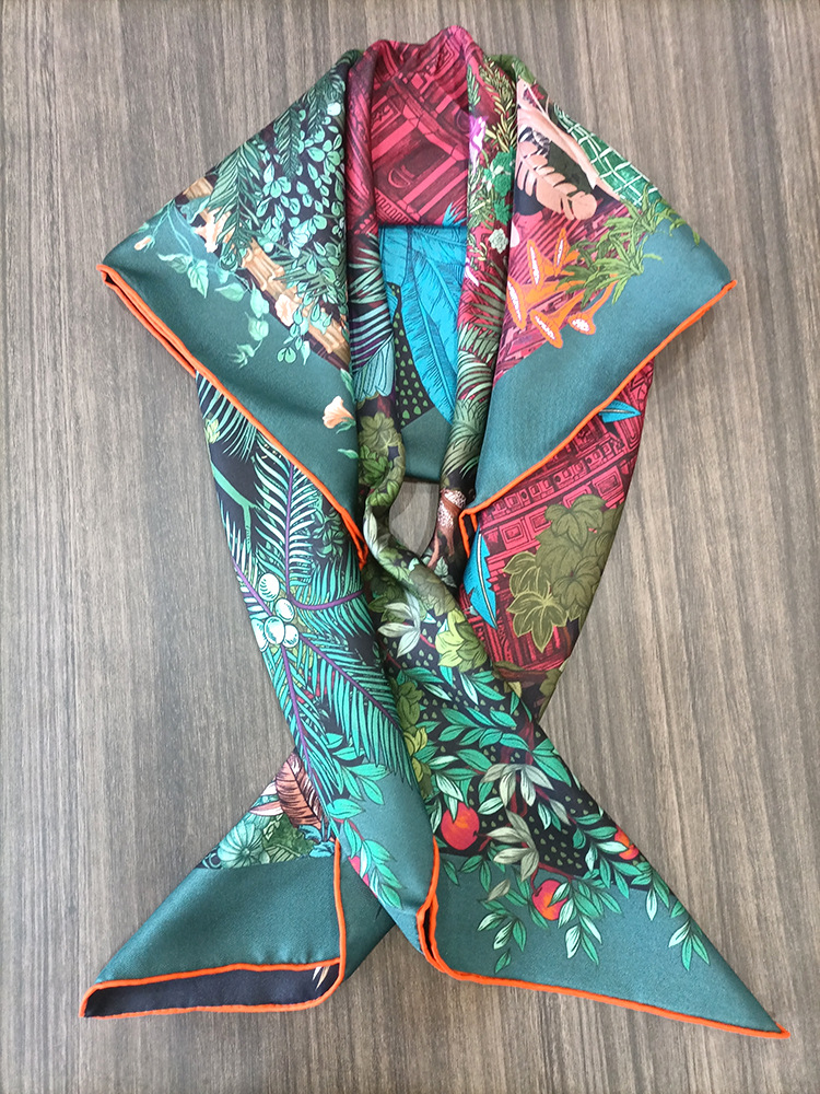 Silk Scarf 90CM Women Hand Rol - Luxury Bags For Travel recension och pris