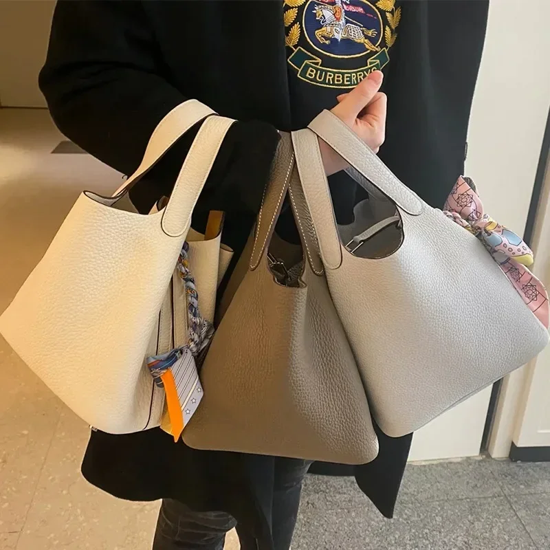 2023 New Contrast Color Cowhid - Luxury Bags Office recension och pris