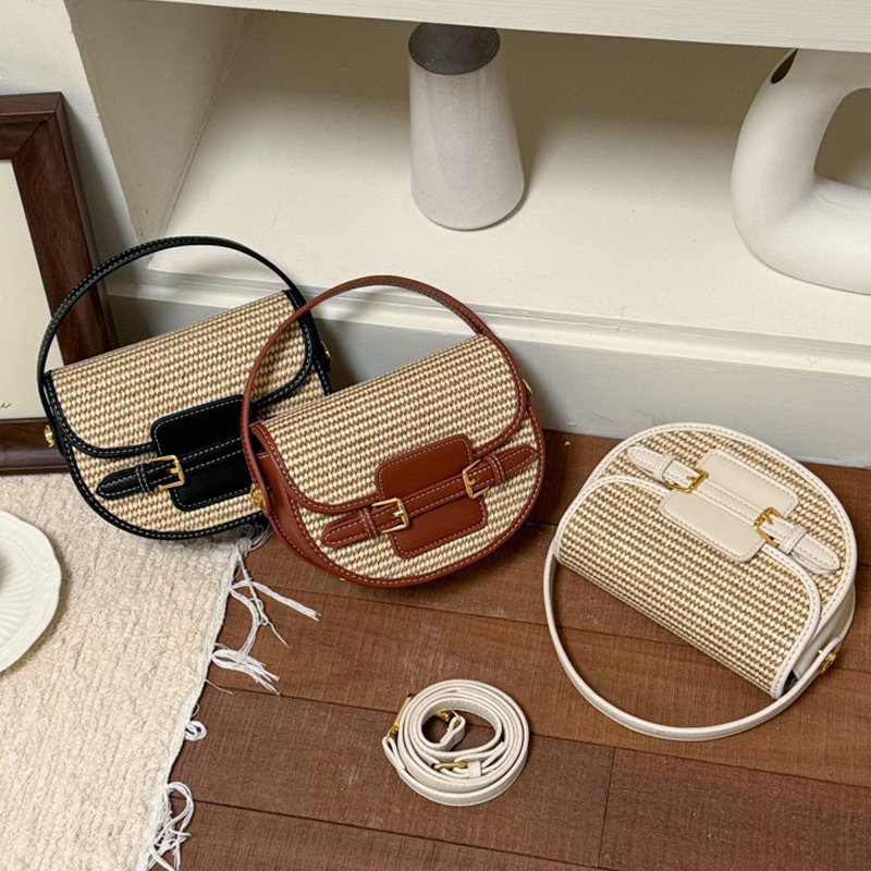 England Style Mini Straw Saddl - Luxury Bags 2026 recension och pris